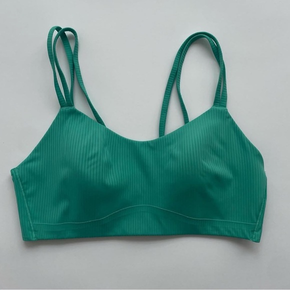 Lululemon Green Seamless Cloud Bra with Adjustable Straps - Picture 3 of 5